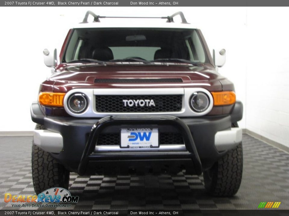 2007 Toyota FJ Cruiser 4WD Black Cherry Pearl / Dark Charcoal Photo #2