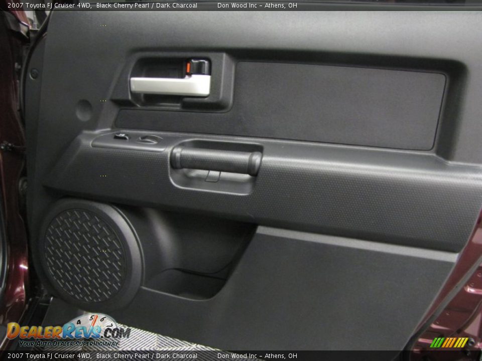 2007 Toyota FJ Cruiser 4WD Black Cherry Pearl / Dark Charcoal Photo #15