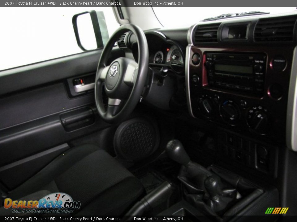 2007 Toyota FJ Cruiser 4WD Black Cherry Pearl / Dark Charcoal Photo #23