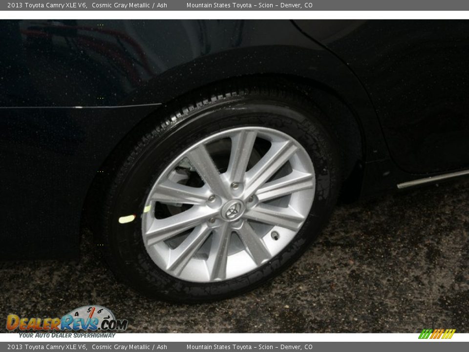 2013 Toyota Camry XLE V6 Cosmic Gray Metallic / Ash Photo #9