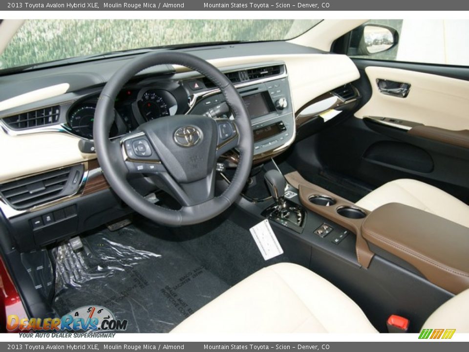 2013 Toyota Avalon Hybrid XLE Moulin Rouge Mica / Almond Photo #5
