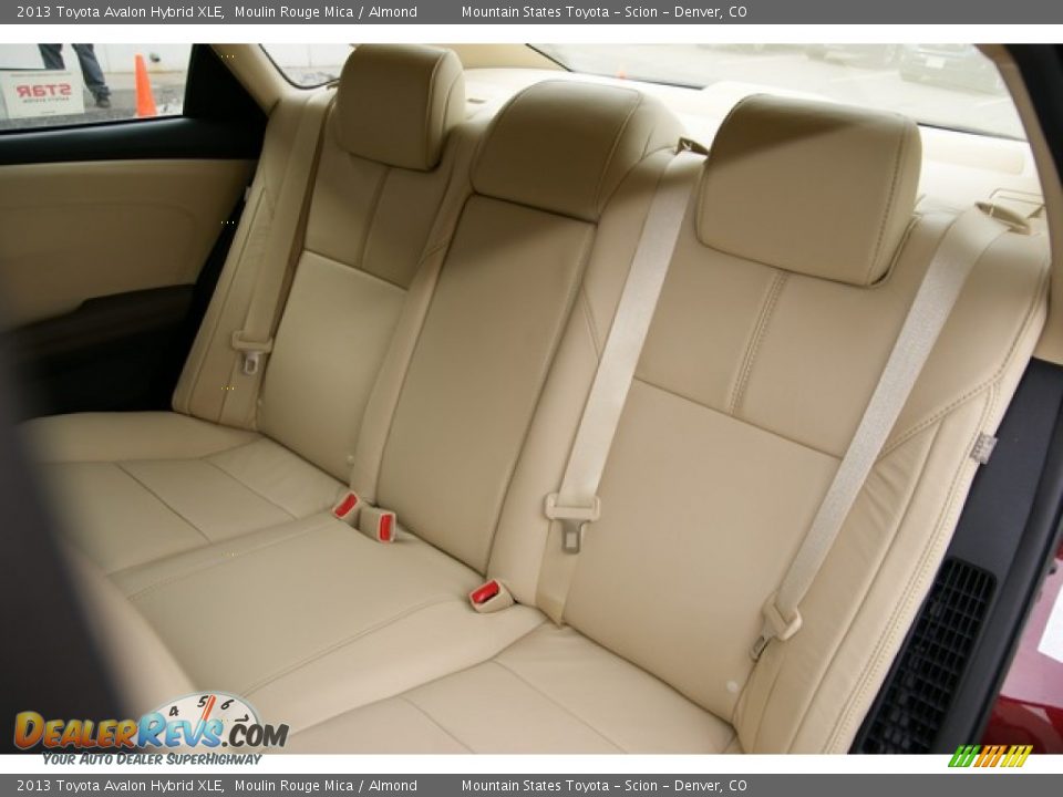 2013 Toyota Avalon Hybrid XLE Moulin Rouge Mica / Almond Photo #7