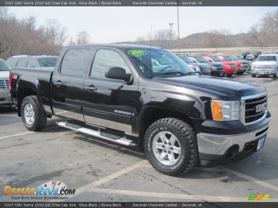 2007 GMC Sierra 1500 SLE Crew Cab 4x4 Onyx Black / Ebony Black Photo #3