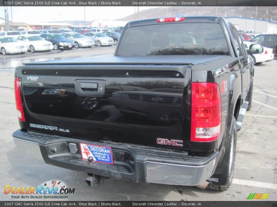 2007 GMC Sierra 1500 SLE Crew Cab 4x4 Onyx Black / Ebony Black Photo #4