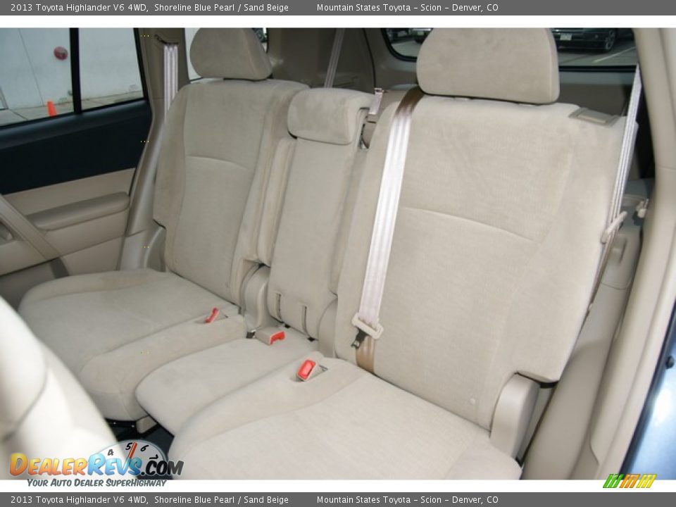 2013 Toyota Highlander V6 4WD Shoreline Blue Pearl / Sand Beige Photo #7