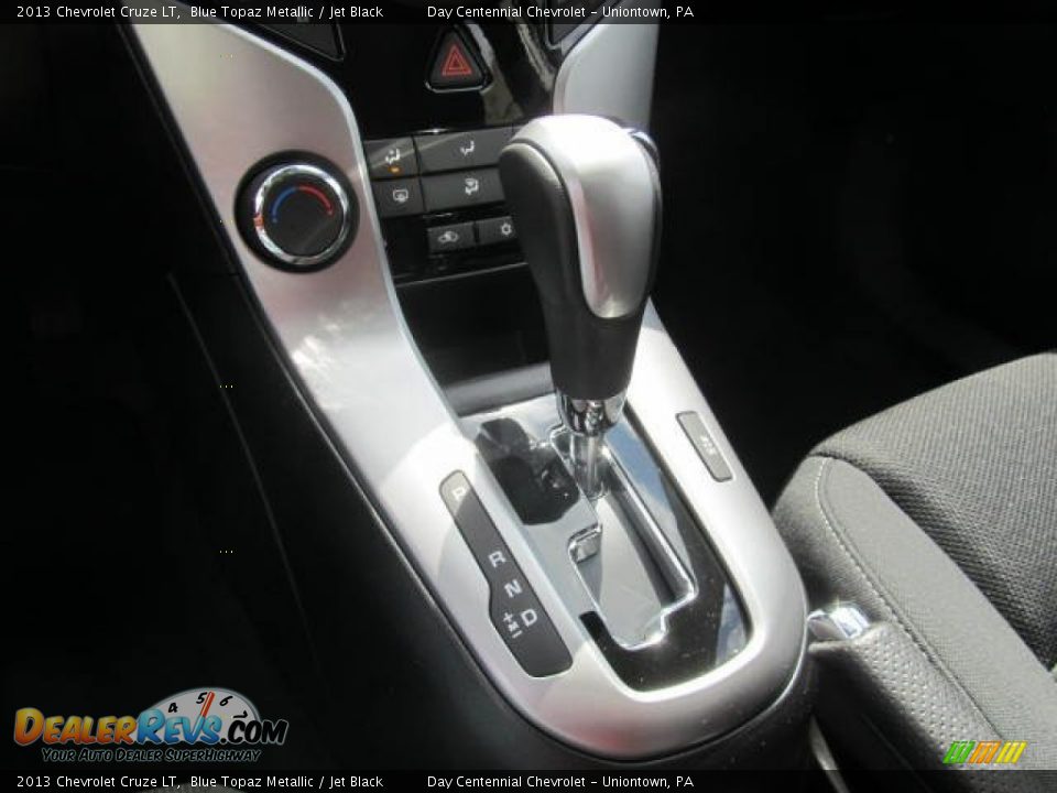 2013 Chevrolet Cruze LT Shifter Photo #17