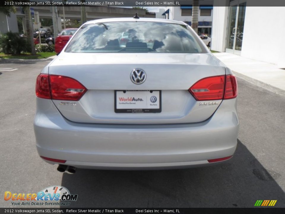2012 Volkswagen Jetta SEL Sedan Reflex Silver Metallic / Titan Black Photo #4