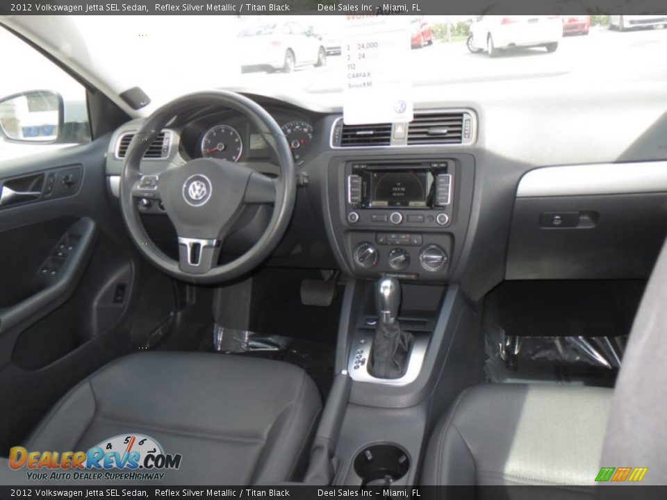 2012 Volkswagen Jetta SEL Sedan Reflex Silver Metallic / Titan Black Photo #12