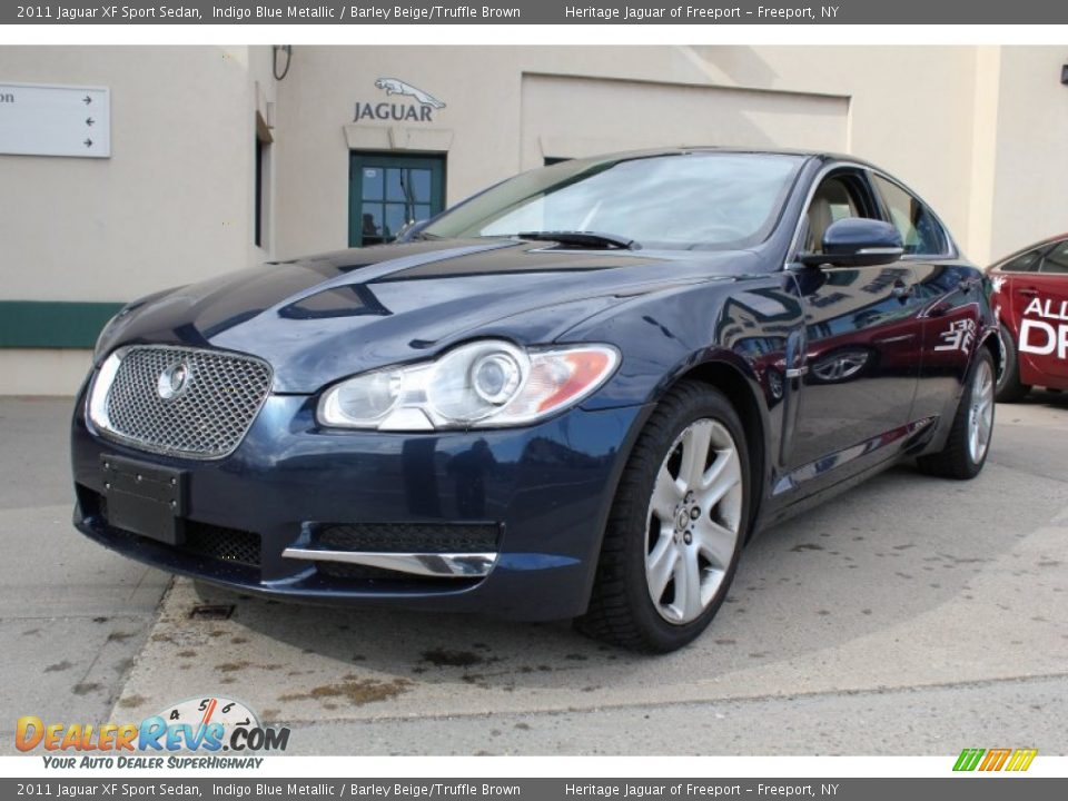 Front 3/4 View of 2011 Jaguar XF Sport Sedan Photo #1