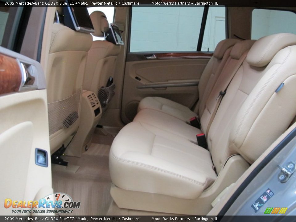 2009 Mercedes-Benz GL 320 BlueTEC 4Matic Pewter Metallic / Cashmere Photo #17
