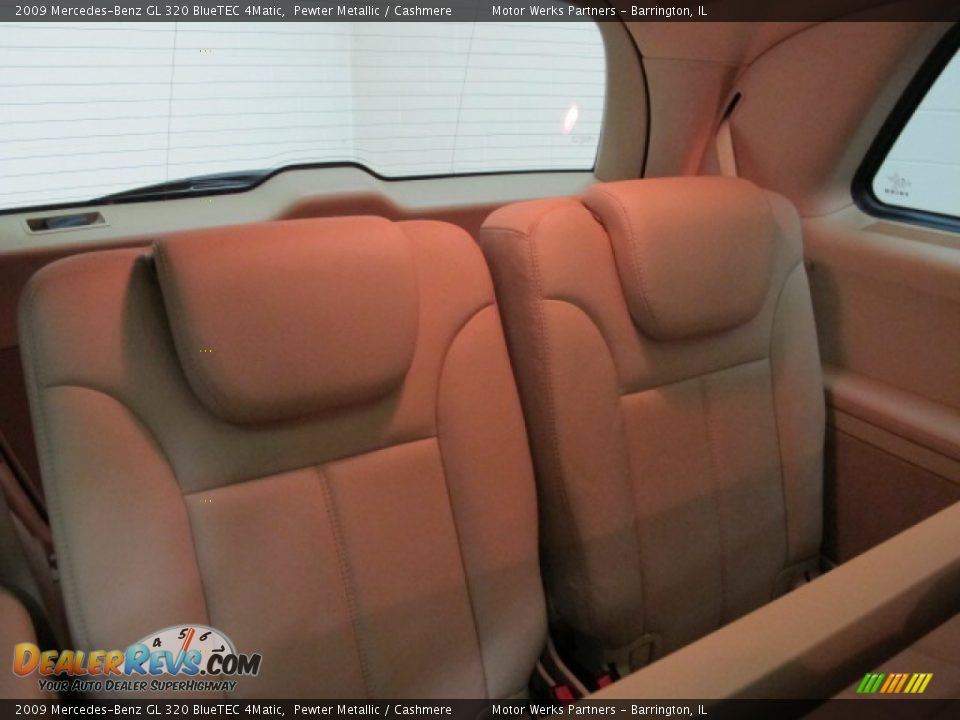 2009 Mercedes-Benz GL 320 BlueTEC 4Matic Pewter Metallic / Cashmere Photo #19