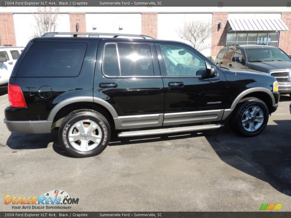 2004 Ford Explorer XLT 4x4 Black / Graphite Photo #15