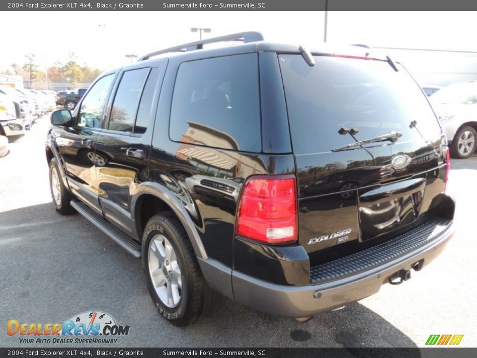 2004 Ford Explorer XLT 4x4 Black / Graphite Photo #19