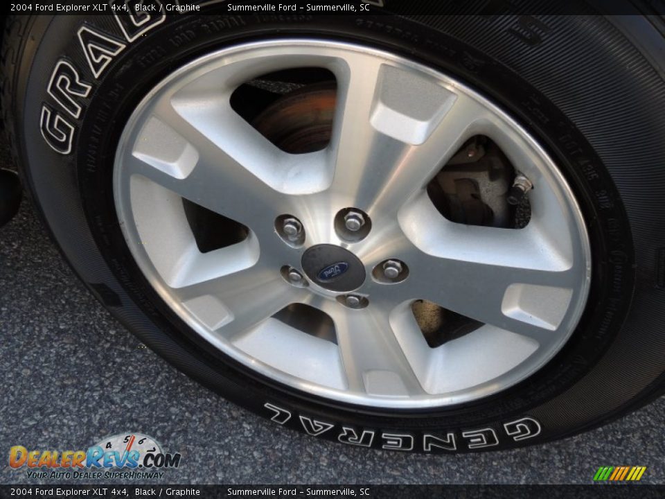 2004 Ford Explorer XLT 4x4 Black / Graphite Photo #20