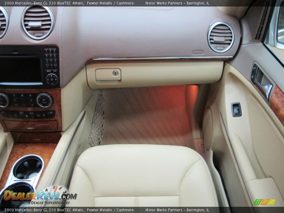 2009 Mercedes-Benz GL 320 BlueTEC 4Matic Pewter Metallic / Cashmere Photo #25