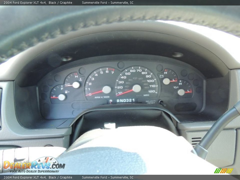 2004 Ford Explorer XLT 4x4 Black / Graphite Photo #25