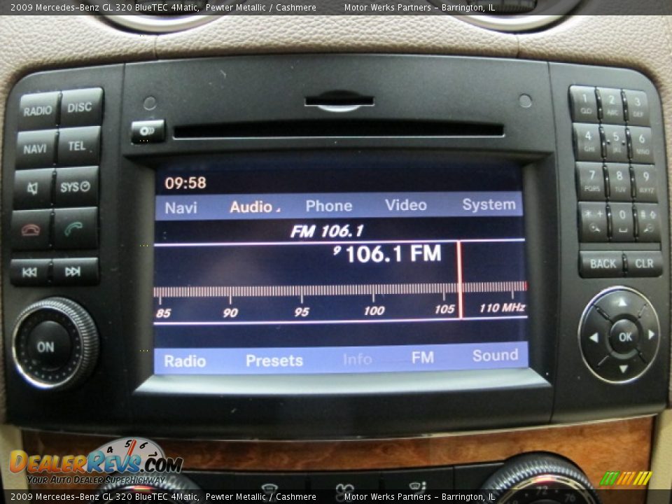 2009 Mercedes-Benz GL 320 BlueTEC 4Matic Pewter Metallic / Cashmere Photo #30