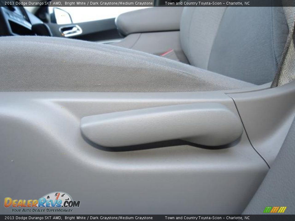 2013 Dodge Durango SXT AWD Bright White / Dark Graystone/Medium Graystone Photo #10