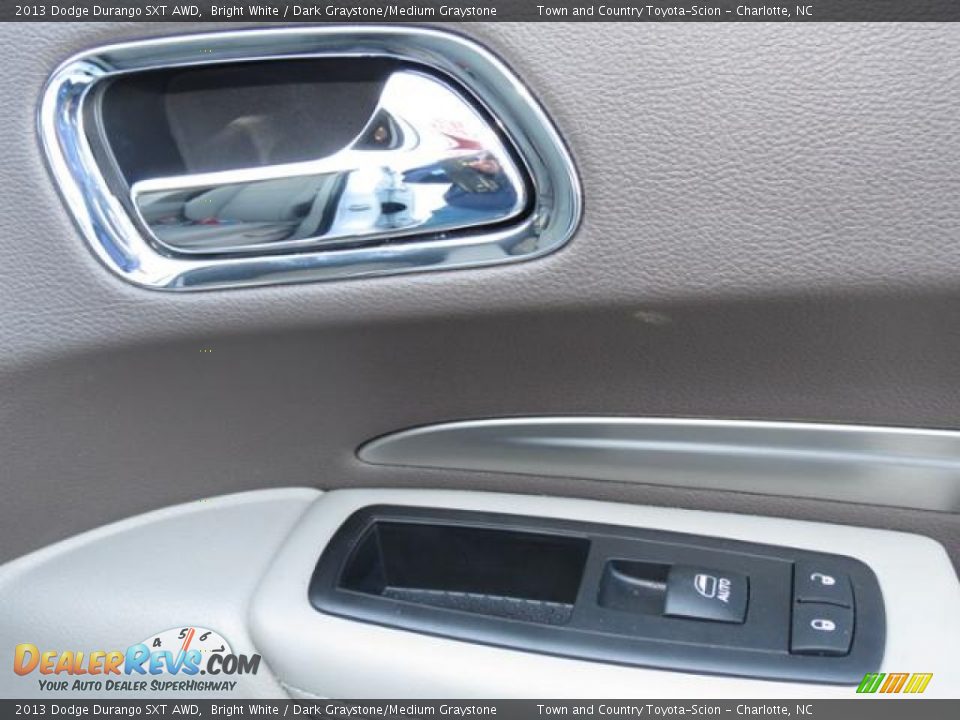 2013 Dodge Durango SXT AWD Bright White / Dark Graystone/Medium Graystone Photo #24