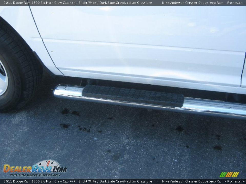 2011 Dodge Ram 1500 Big Horn Crew Cab 4x4 Bright White / Dark Slate Gray/Medium Graystone Photo #7