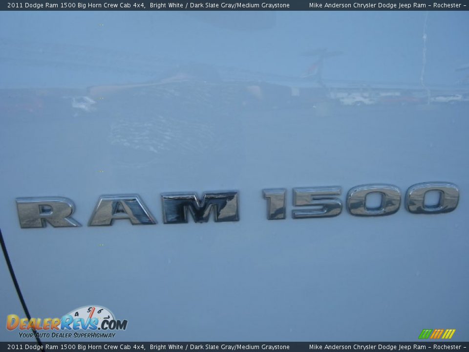 2011 Dodge Ram 1500 Big Horn Crew Cab 4x4 Bright White / Dark Slate Gray/Medium Graystone Photo #9