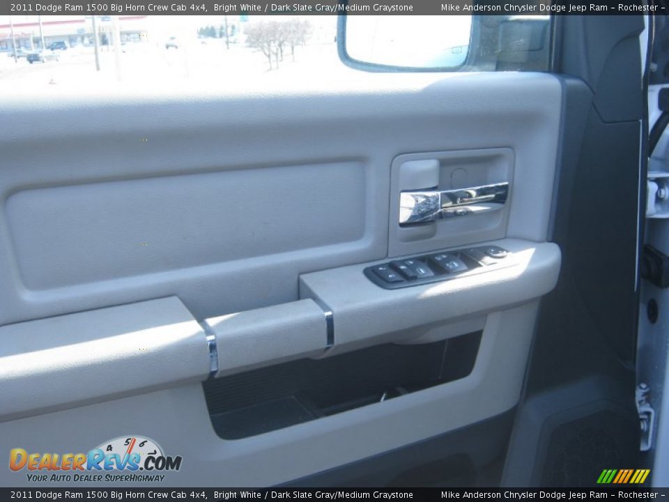 2011 Dodge Ram 1500 Big Horn Crew Cab 4x4 Bright White / Dark Slate Gray/Medium Graystone Photo #14