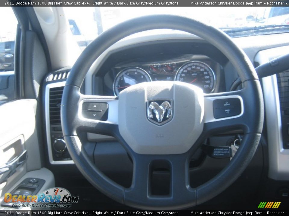 2011 Dodge Ram 1500 Big Horn Crew Cab 4x4 Bright White / Dark Slate Gray/Medium Graystone Photo #18