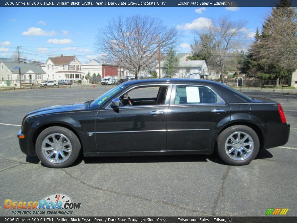 2006 Chrysler 300 C HEMI Brilliant Black Crystal Pearl / Dark Slate Gray/Light Slate Gray Photo #3