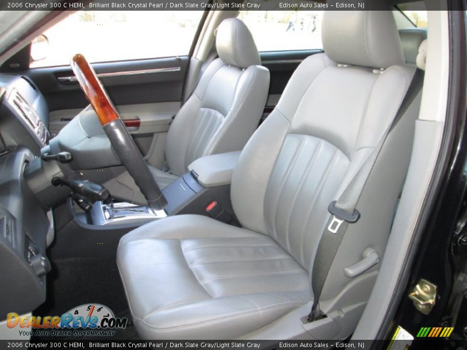 2006 Chrysler 300 C HEMI Brilliant Black Crystal Pearl / Dark Slate Gray/Light Slate Gray Photo #13