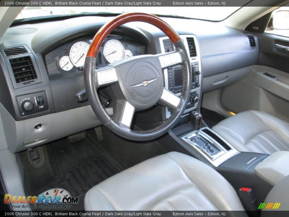 2006 Chrysler 300 C HEMI Brilliant Black Crystal Pearl / Dark Slate Gray/Light Slate Gray Photo #15