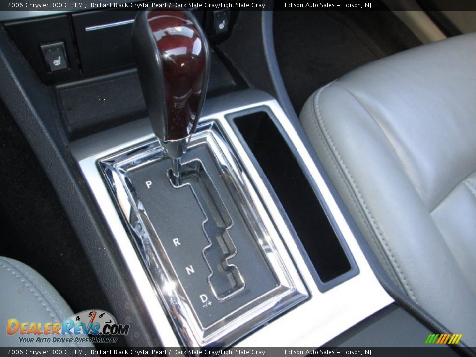 2006 Chrysler 300 C HEMI Brilliant Black Crystal Pearl / Dark Slate Gray/Light Slate Gray Photo #22