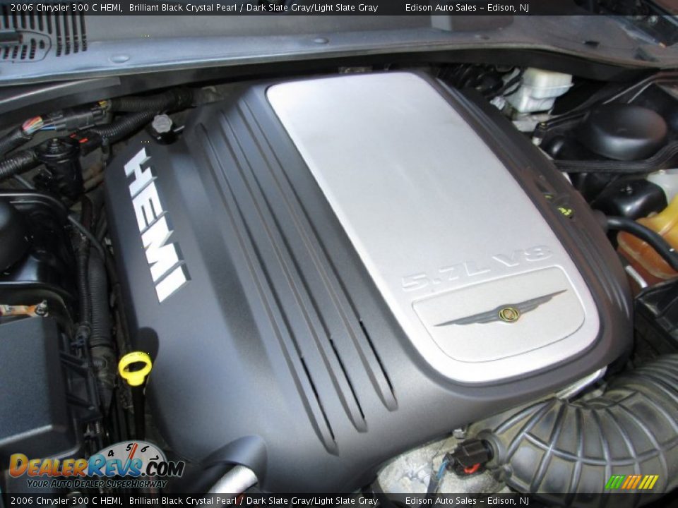 2006 Chrysler 300 C HEMI Brilliant Black Crystal Pearl / Dark Slate Gray/Light Slate Gray Photo #32