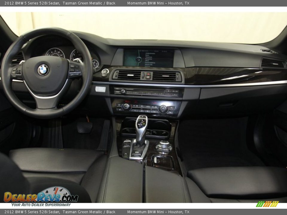 2012 BMW 5 Series 528i Sedan Tasman Green Metallic / Black Photo #4