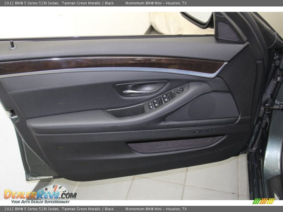 2012 BMW 5 Series 528i Sedan Tasman Green Metallic / Black Photo #15