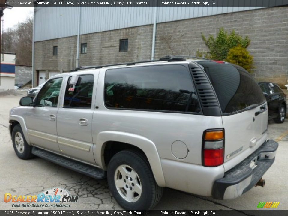 2005 Chevrolet Suburban 1500 LT 4x4 Silver Birch Metallic / Gray/Dark Charcoal Photo #12