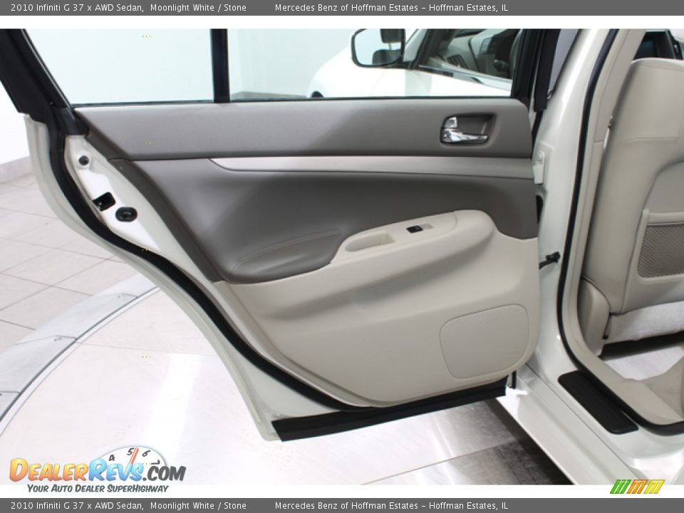 2010 Infiniti G 37 x AWD Sedan Moonlight White / Stone Photo #15