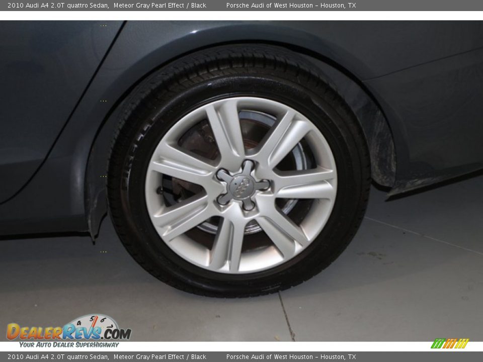 2010 Audi A4 2.0T quattro Sedan Meteor Gray Pearl Effect / Black Photo #11
