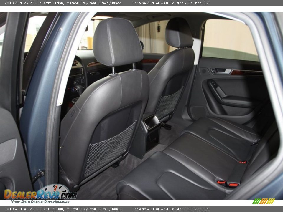 2010 Audi A4 2.0T quattro Sedan Meteor Gray Pearl Effect / Black Photo #19