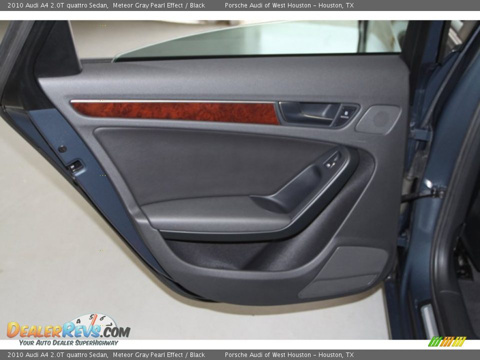 2010 Audi A4 2.0T quattro Sedan Meteor Gray Pearl Effect / Black Photo #20