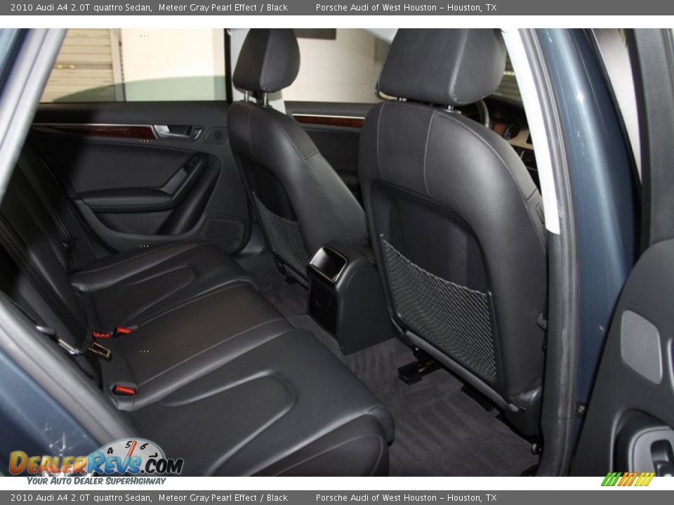2010 Audi A4 2.0T quattro Sedan Meteor Gray Pearl Effect / Black Photo #36