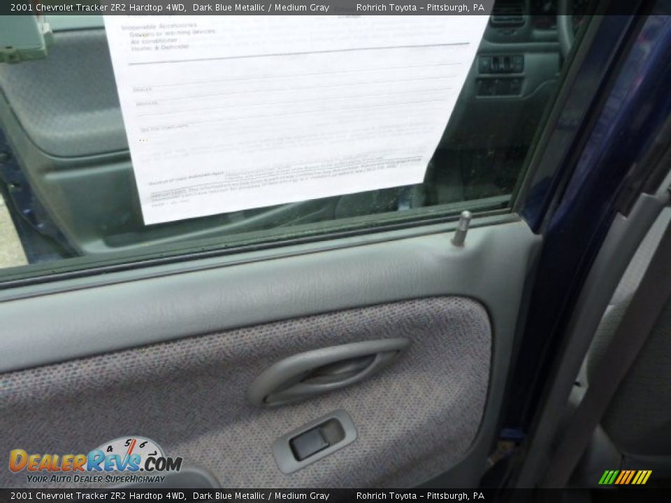 2001 Chevrolet Tracker ZR2 Hardtop 4WD Dark Blue Metallic / Medium Gray Photo #15