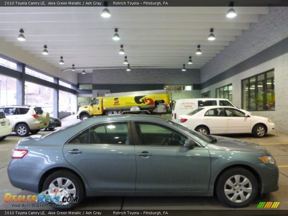 2010 Toyota Camry LE Aloe Green Metallic / Ash Gray Photo #10