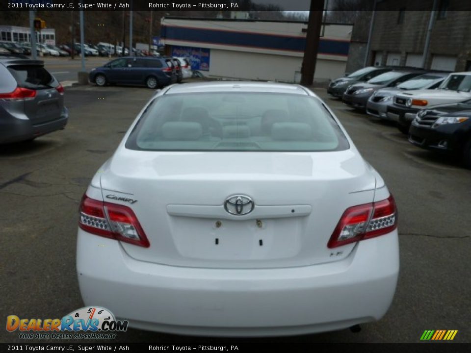 2011 Toyota Camry LE Super White / Ash Photo #12
