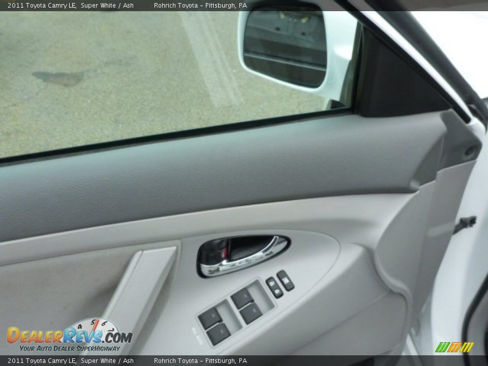 2011 Toyota Camry LE Super White / Ash Photo #16