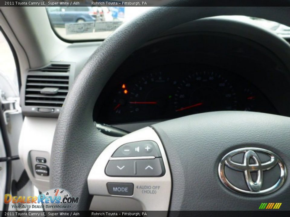 2011 Toyota Camry LE Super White / Ash Photo #18