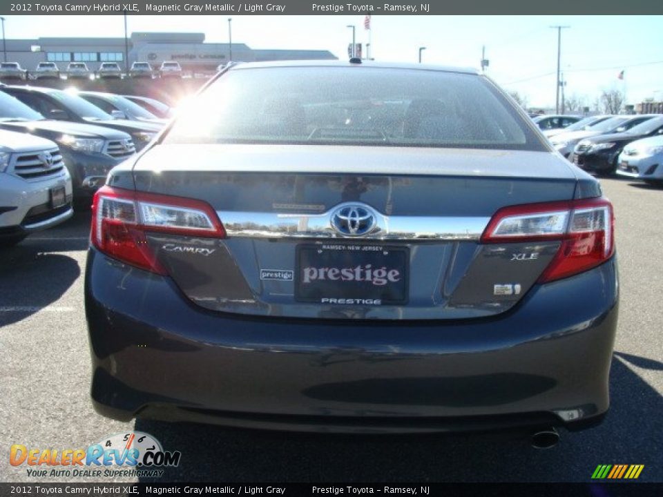 2012 Toyota Camry Hybrid XLE Magnetic Gray Metallic / Light Gray Photo #5