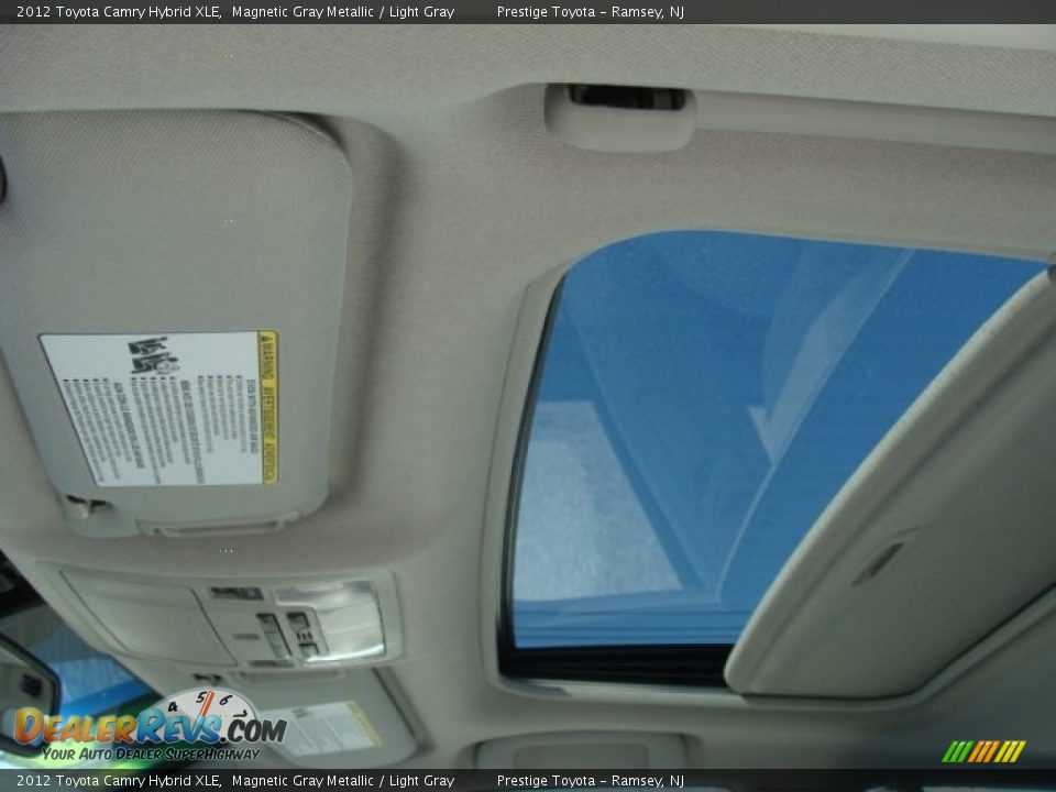 2012 Toyota Camry Hybrid XLE Magnetic Gray Metallic / Light Gray Photo #8
