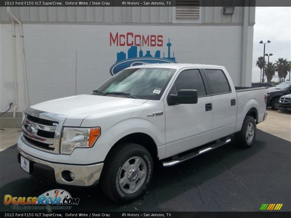 2013 Ford F150 XLT SuperCrew Oxford White / Steel Gray Photo #2