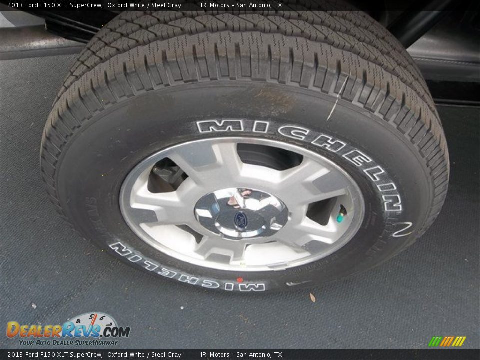 2013 Ford F150 XLT SuperCrew Oxford White / Steel Gray Photo #8