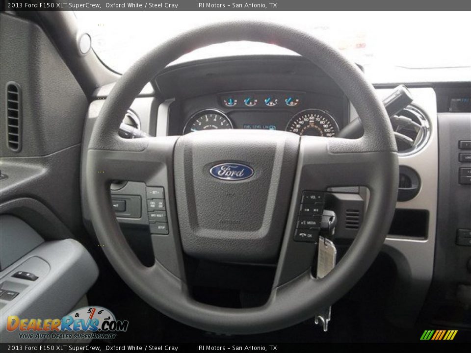 2013 Ford F150 XLT SuperCrew Oxford White / Steel Gray Photo #18